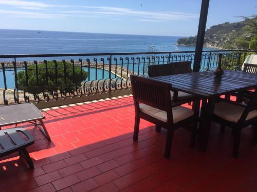 Apartamento La Terrazza Sul Mare Cod Aautim10907