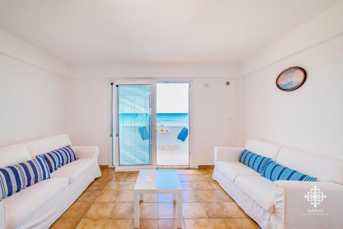 Playa D'oro Beach House