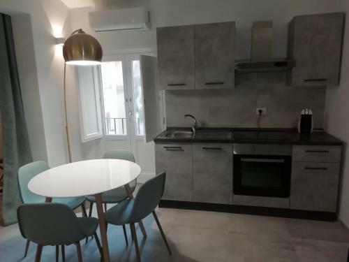 Cavour 40