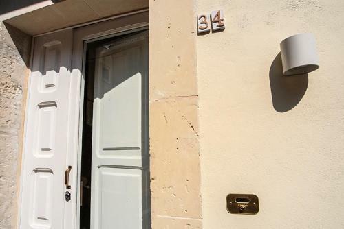 Biddiccia Home In Sicily