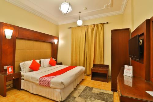 Azor Plaza Furnished Apartments