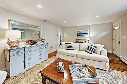 Little River Manor