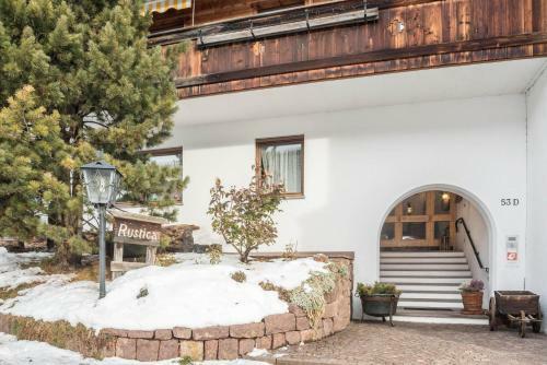 Apartamento Casa Rustica App Saslonch