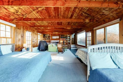 Cliff House Beach Retreat
