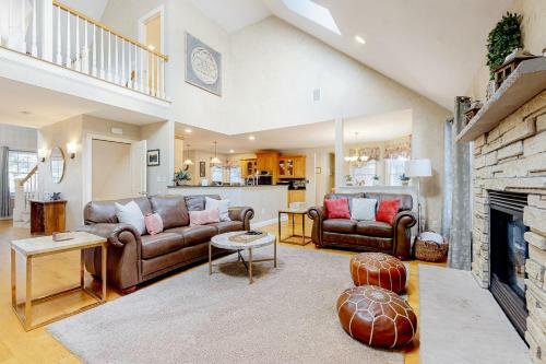 Ocean Crest Cottage