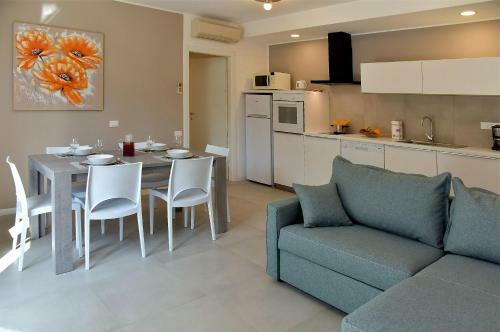 Garda Bloom Holiday Apartments