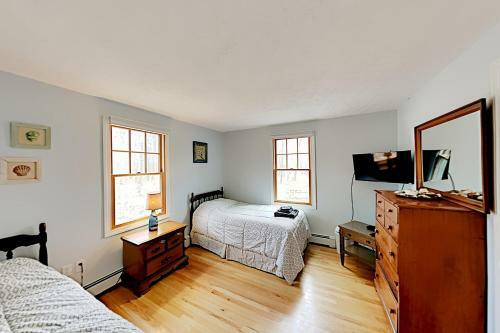 Lighthouse Lodge