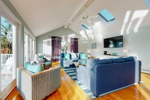 Island Bay Bungalow