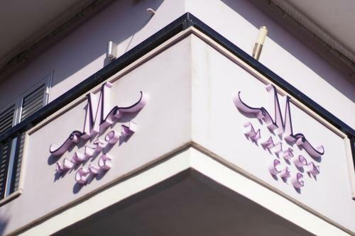 Hostal Maison C&g