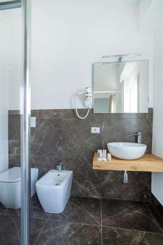 Hostal J Rooms