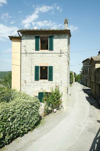 Tower (Terratetto) Caratteristico In Pietra