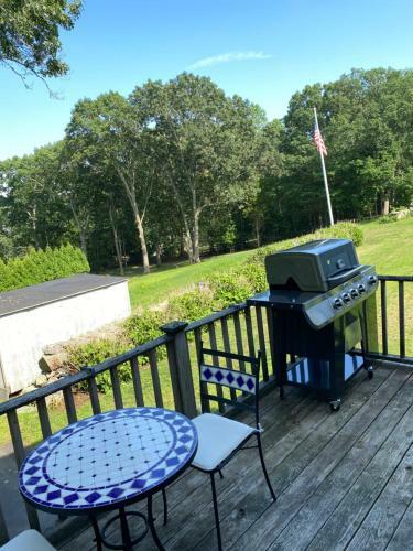 1 Bed Cottage, Water Views & Water Access, Kayaks
