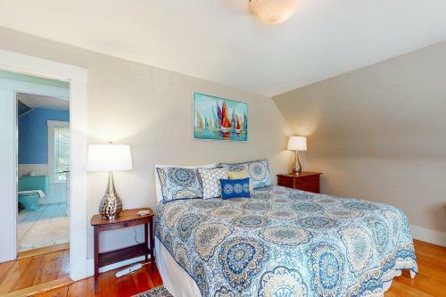 Plum Cove Beach House