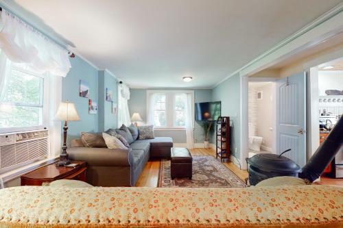 Plum Cove Beach House