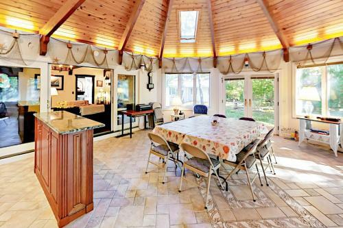 Cape Harbor Retreat