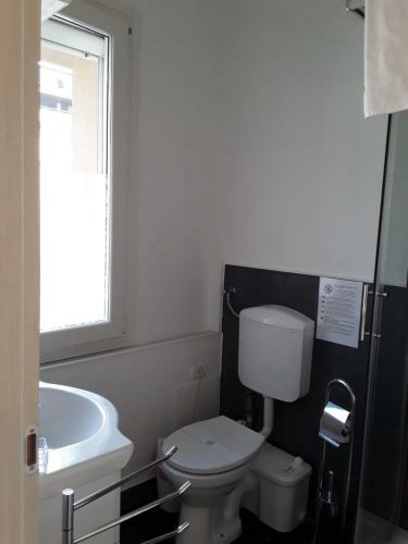 Hostal Savoia Rooms