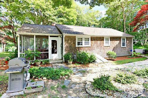 Pickerel Cove Cottage