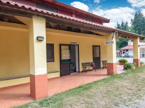 Secluded Villa In Parenti With Garden
