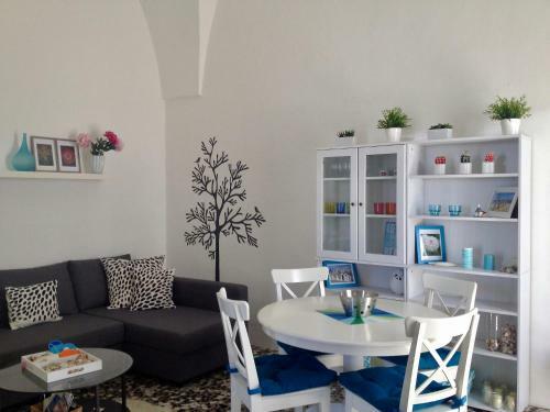 Modern Apartment In Historic Building