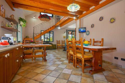 Partanna Holiday House
