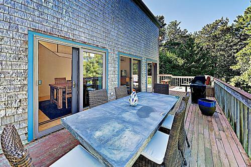 Chestnut Cove Cottage