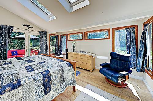 Chestnut Cove Cottage