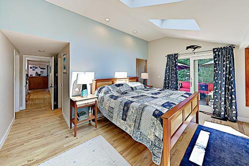Chestnut Cove Cottage