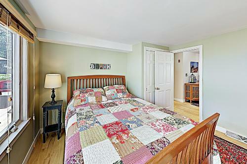 Chestnut Cove Cottage