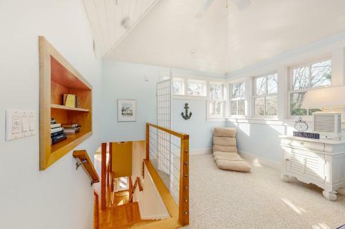 Oak Bluff Bungalow