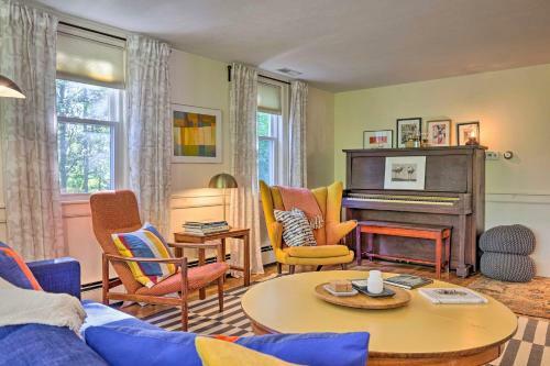 Elegant Orleans Home With Private Beach Access!