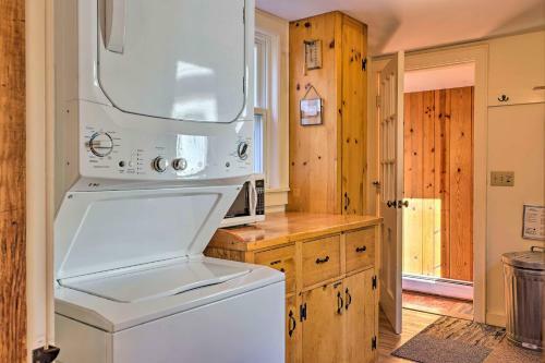 Elegant Orleans Home With Private Beach Access!