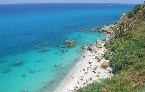 Nice Apartment In Parghelia With 2 Bedrooms
