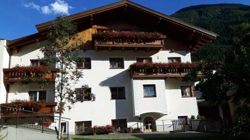 Hostal Pension Gabl