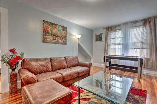 Apartamento Lovely Stoughton Getaway Near Train Station!