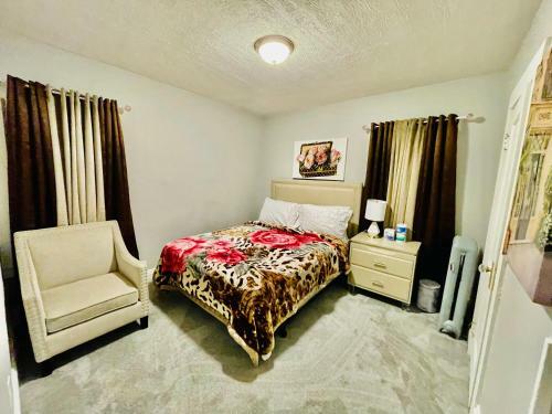 Newly Renovated 2 Floor Apartment Getaway
