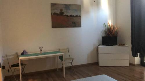 Apartamento Monolocale Arredato Con UNA Camera