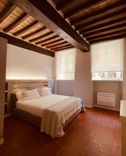 Hostal Palazzo Borgocolonne Apartments