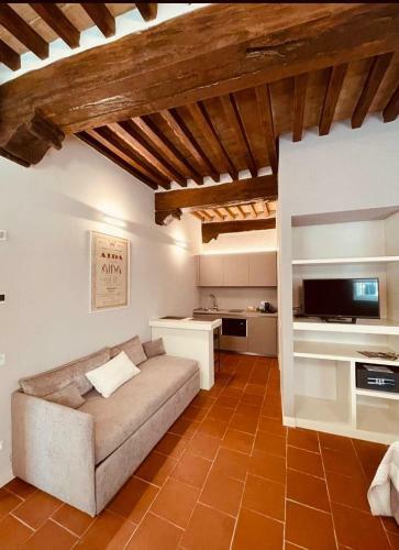 Hostal Palazzo Borgocolonne Apartments