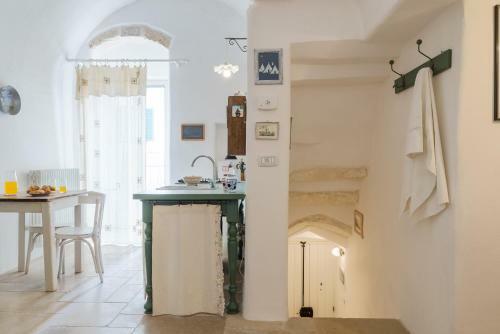 Duplex Apartment With Seaview Terrace In Ostuni