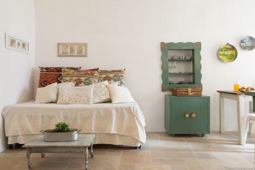 Duplex Apartment With Seaview Terrace In Ostuni