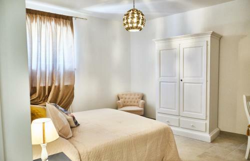 Equorum Prospectus 1 - Ostuni Centro - Guest House