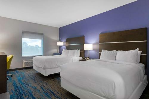 Hotel Comfort Inn & Suites