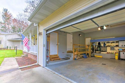 Waterfront Lake Mitchell Home With Sunset Views