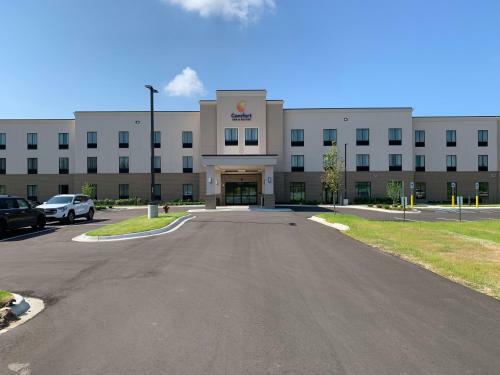 Hotel Comfort Inn & Suites