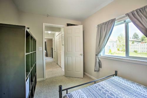 Cozy Elk Rapids Home With Yard Walk To 2 Lakes