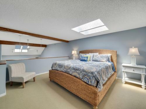 356 Edgewater Inn