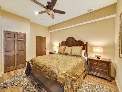 377 Edgewater Inn