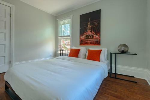 Kercheval Avenue Apartments
