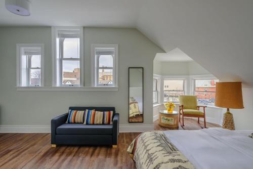 Forest Ave Apartments