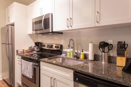 Forest Ave Apartments